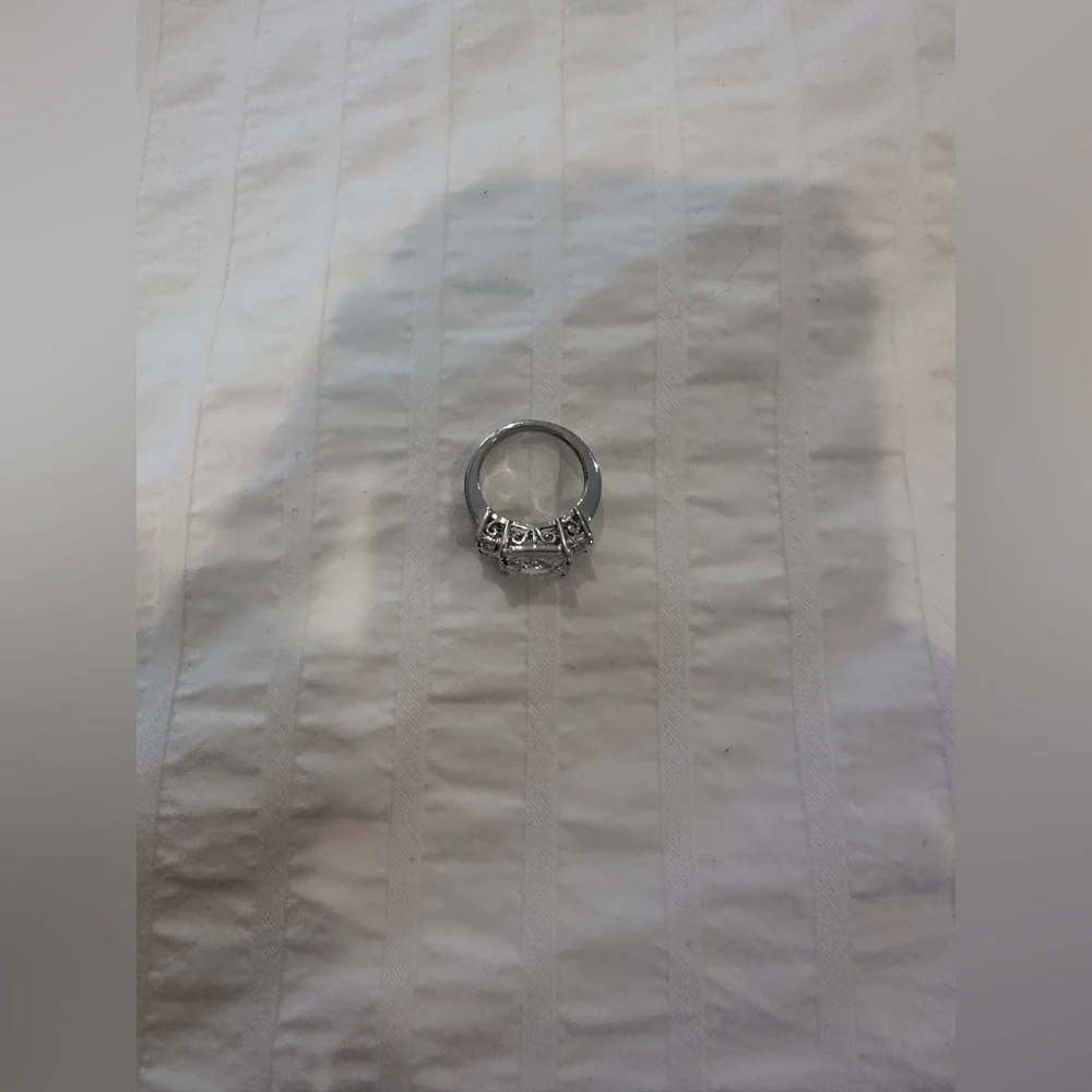 Ring size 6 - Picture 3 of 7